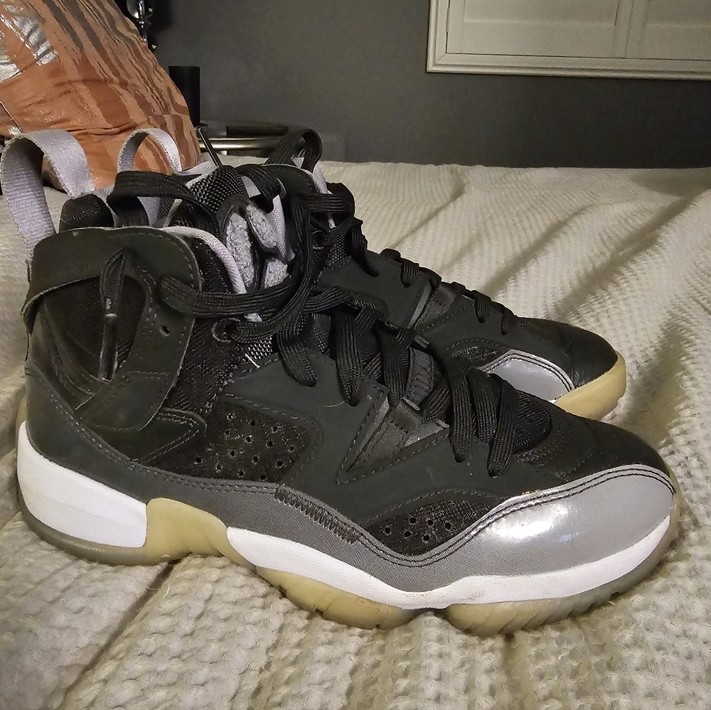 Air Jordan Jumpman Two Trey 'Black Cement Grey Size 7 Women